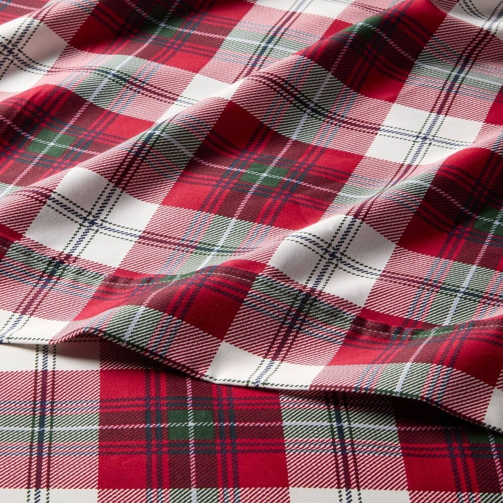 400 Thread Count Holiday Performance Sheet Set - Threshold - Picture 14 of 16